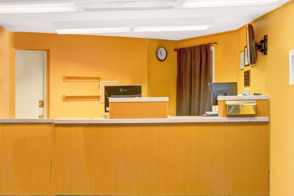 Travelodge by Wyndham Las Vegas image 11