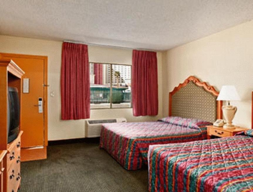 Travelodge by Wyndham Las Vegas image 16