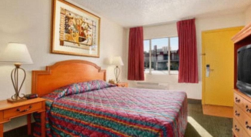 Travelodge by Wyndham Las Vegas image 19